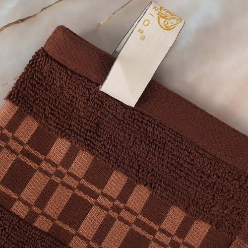 Superior 4-Piece Cotton Bath Towel Set with Geometric Design
