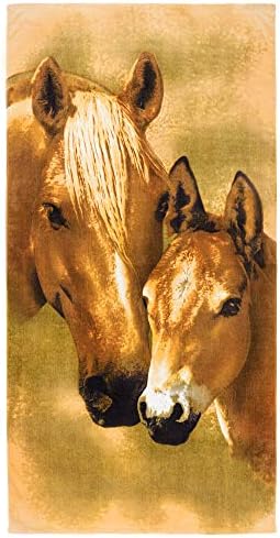 Painting Secretariat Beach Towel with Horse Design
