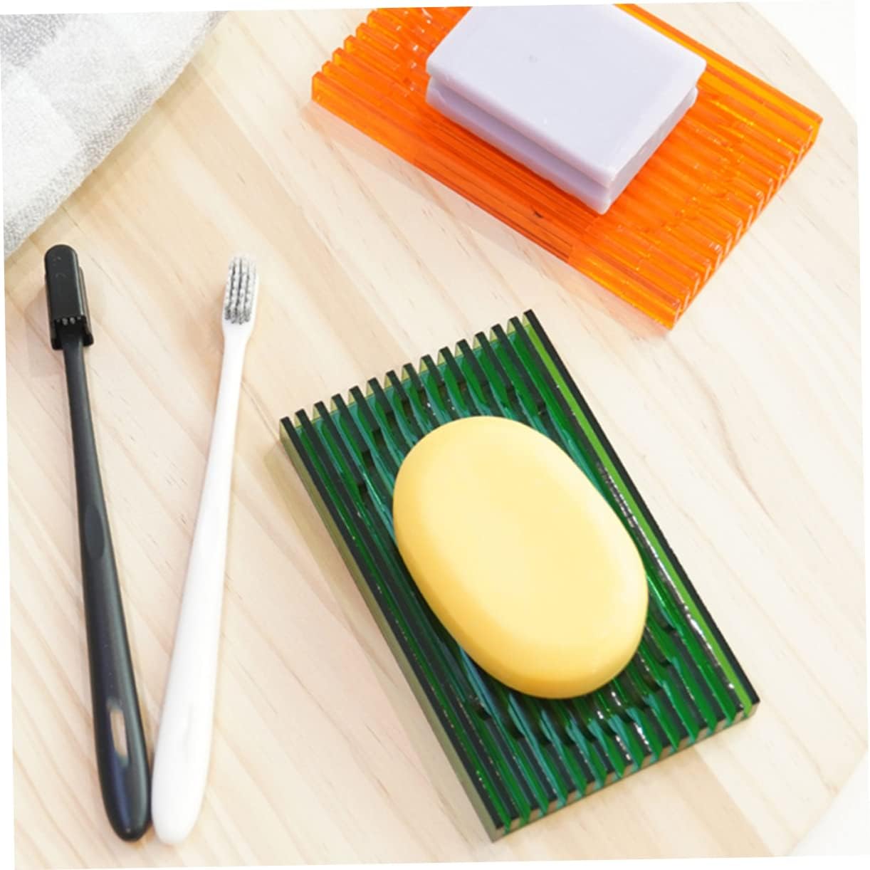 PRETYZOOM Clear Acrylic Soap Dish with Drainage for Bathroom