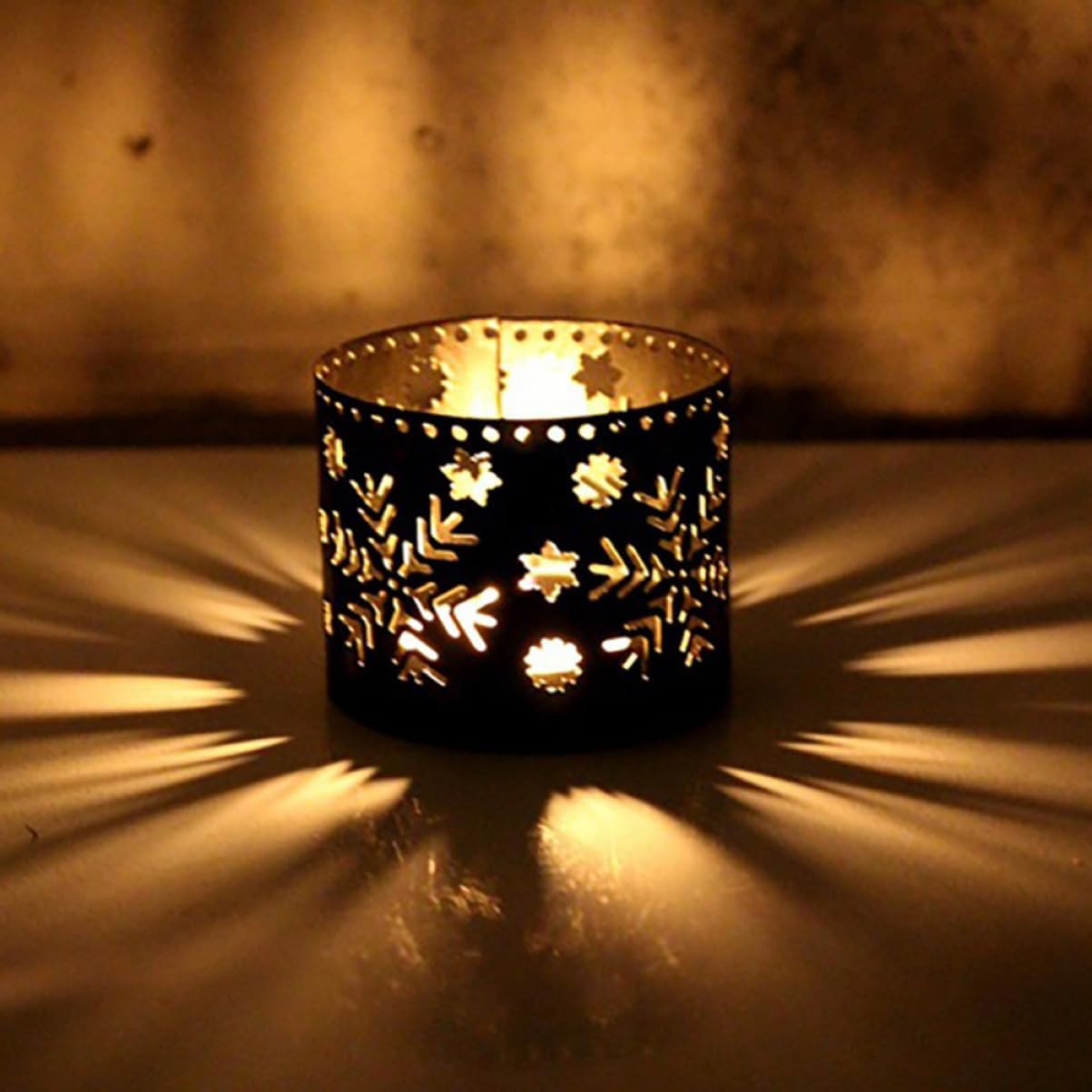CHILDWEET Iron Snowflake Candle Holder Desk Accessory