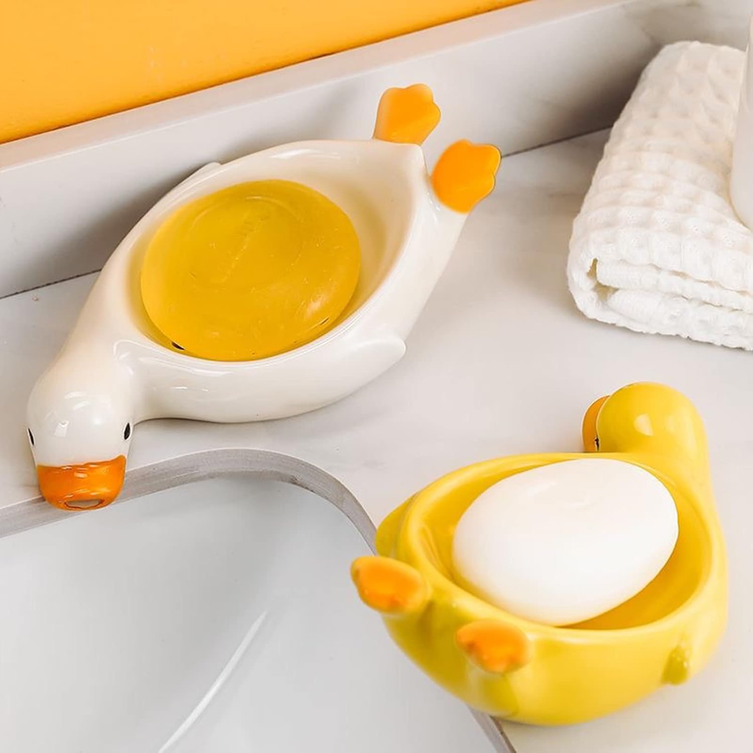 Ceramic Self Draining Soap Dish in Cute Duck Shape