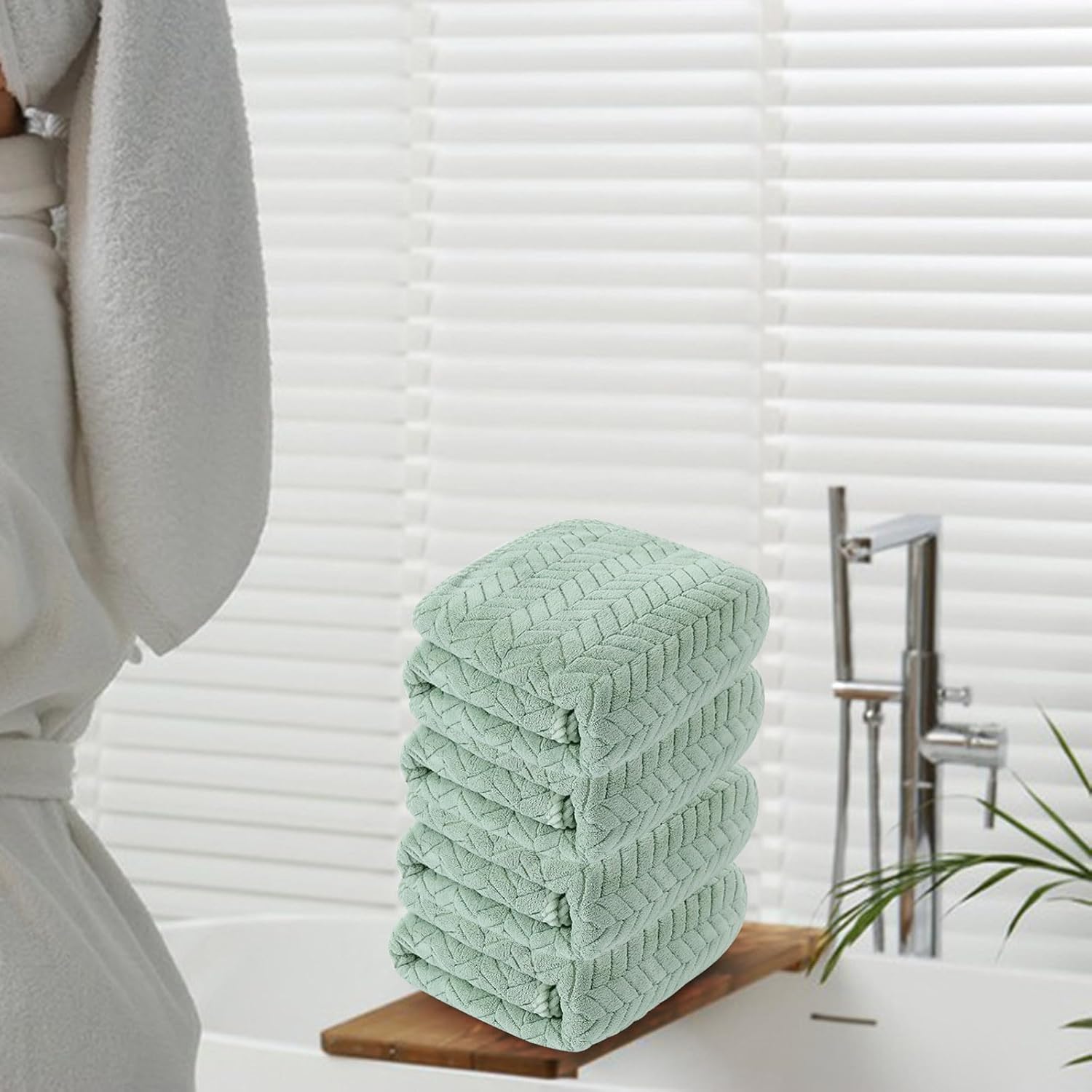 Strip Patterned Beach Towels for Adult Daily Use