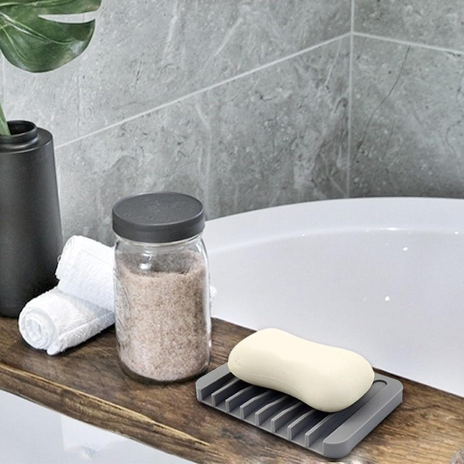 Quick Self-Draining Silicone Soap Holder for Home Kitchen