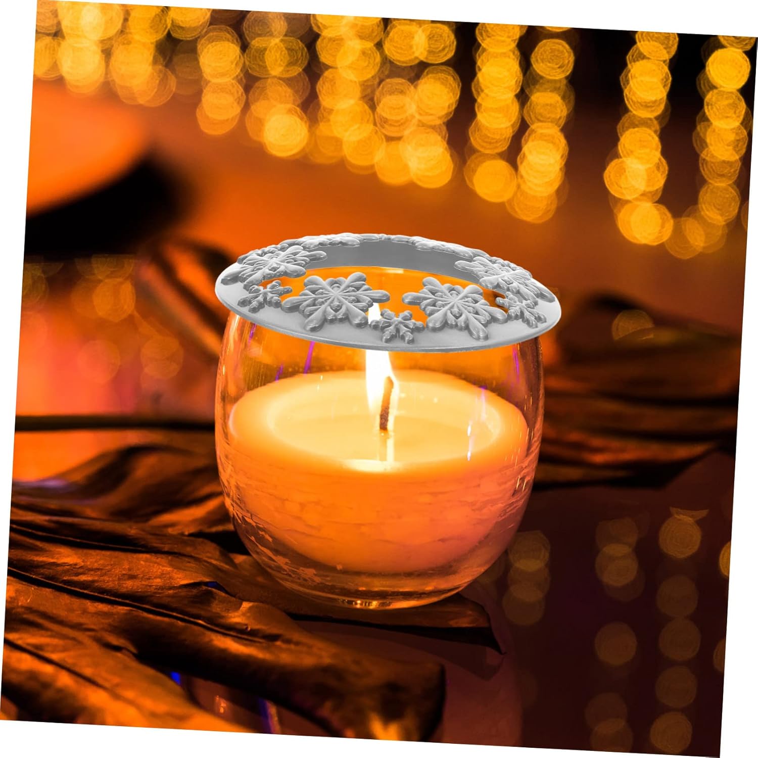 VILLFUL Smart Cover Candle with Snowflake Design