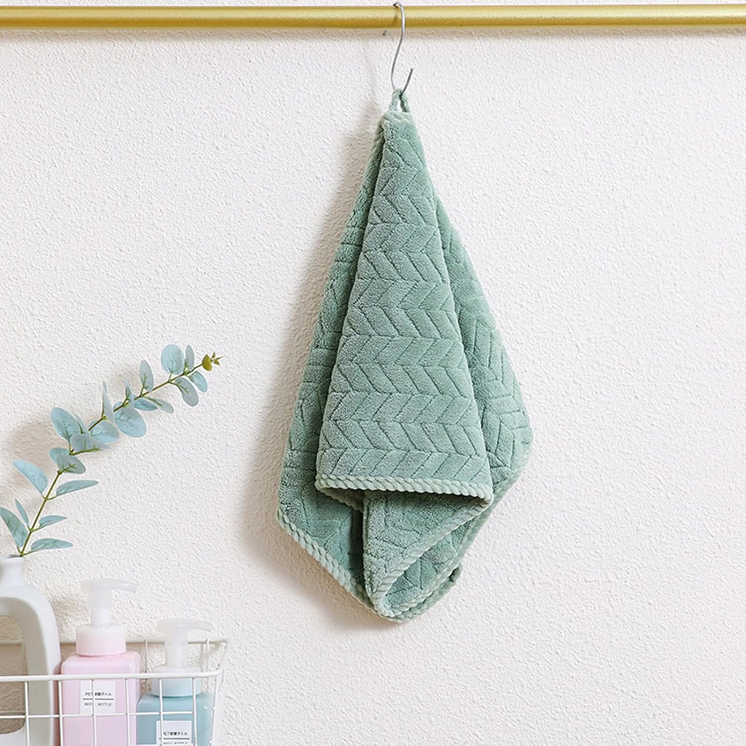 Strip Patterned Beach Towels for Adult Daily Use