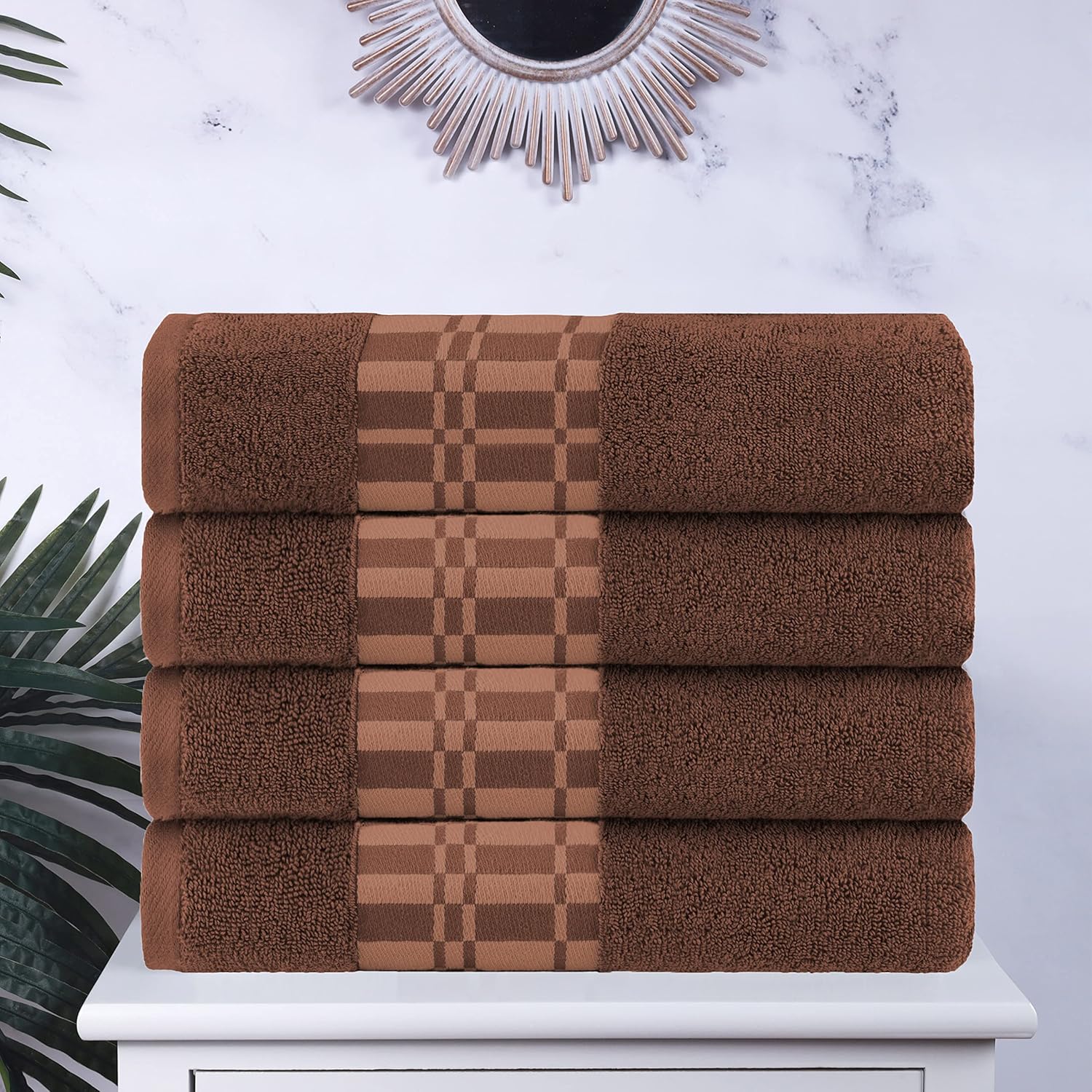 Superior 4-Piece Cotton Bath Towel Set with Geometric Design