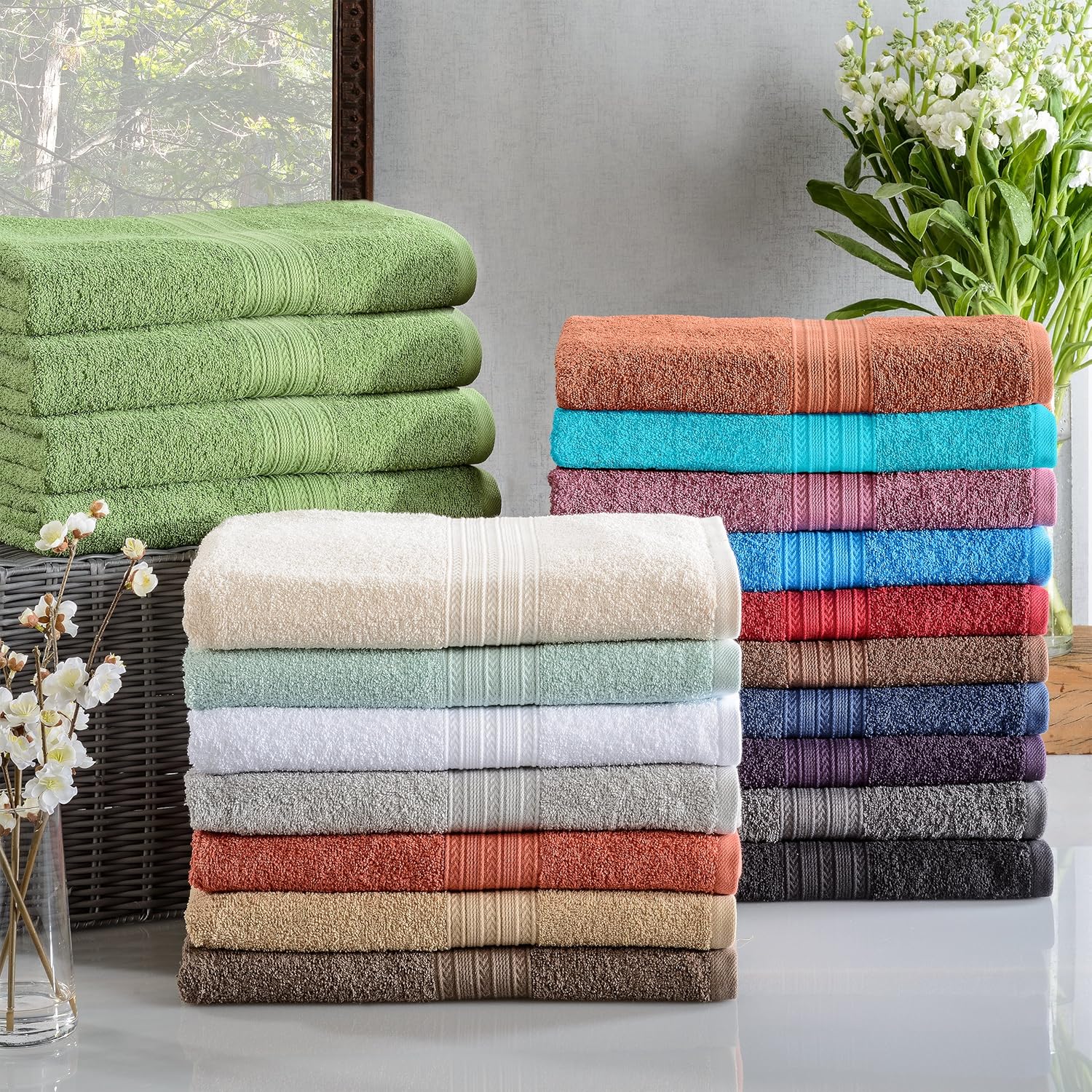 Superior Eco-Friendly Cotton 4-Piece Bath Towel Set - Black
